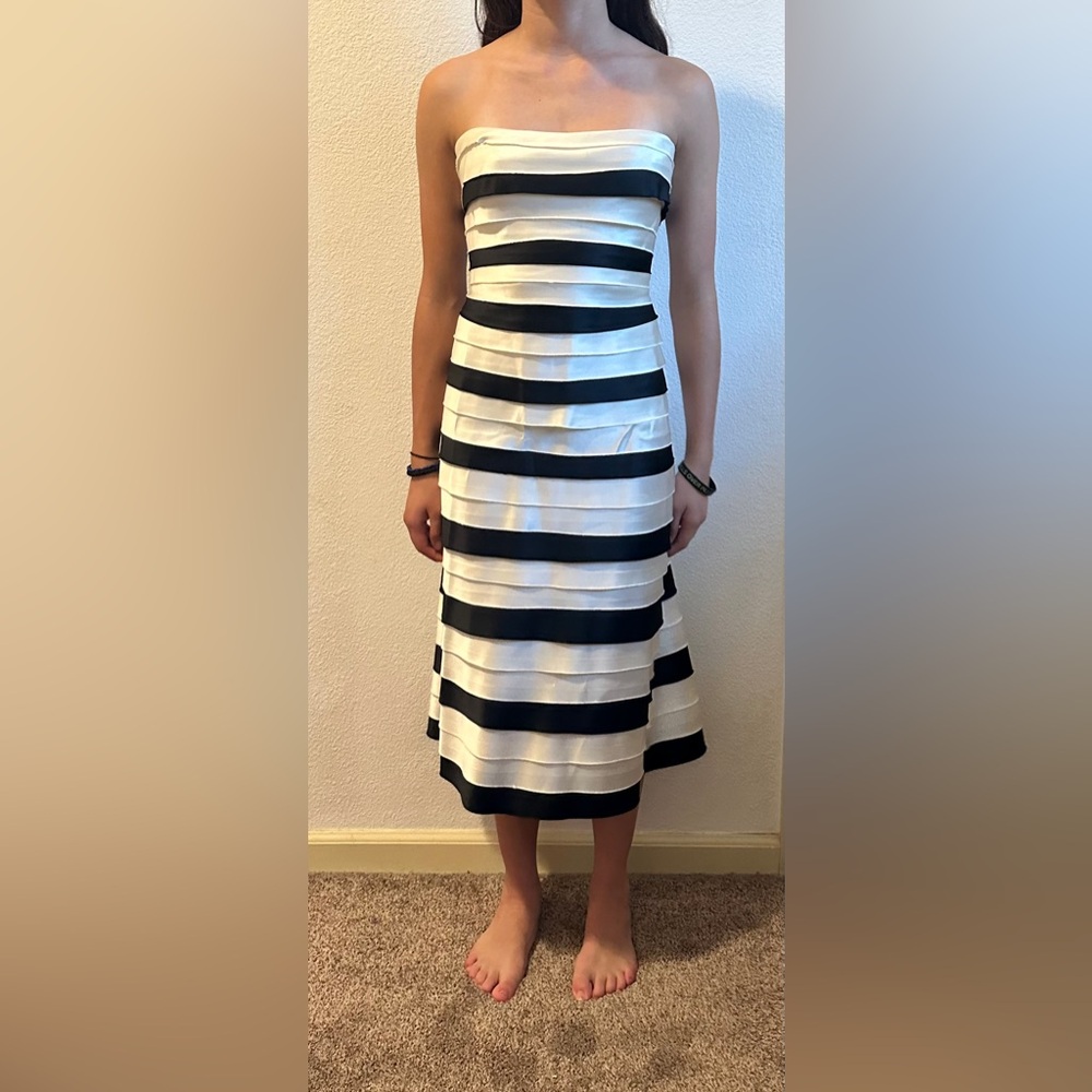 BCBG size 2